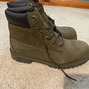 Timberland | Camo sole green Nubuck binch
Premium Waterproof Boots